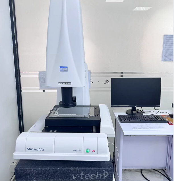 非接触式三次元测量仪